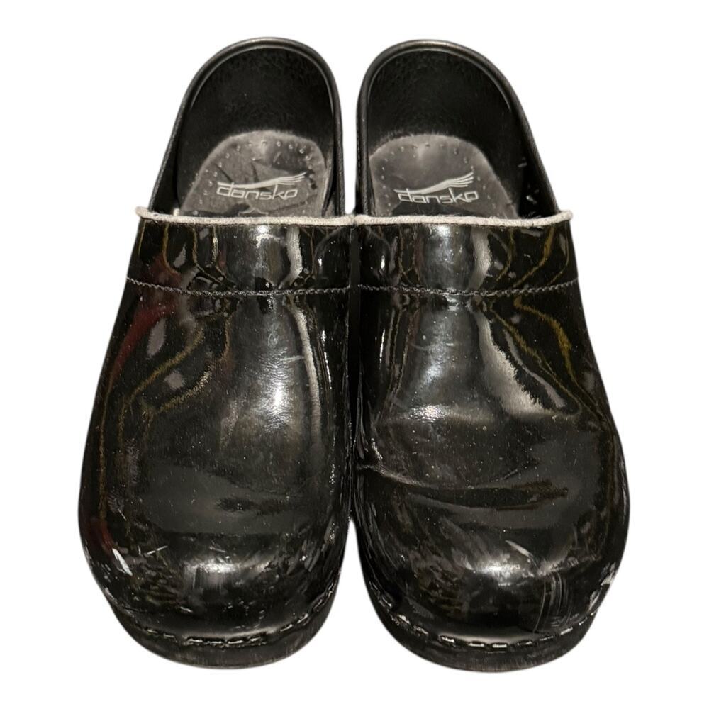 Dansko Professional Black Patent Leather Clogs Womens EU 37 Nursing Shoes 6.5-7 - Picture 4 of 9